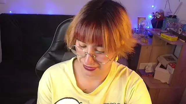 Miacatsito3 online show from March 12, 2026, 12:06 am