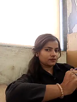 Snapshot of SexyIra89 chatting on November 23, 2025, 5:18 am SexyIra89 online show from November 23, 2025, 5:18 am