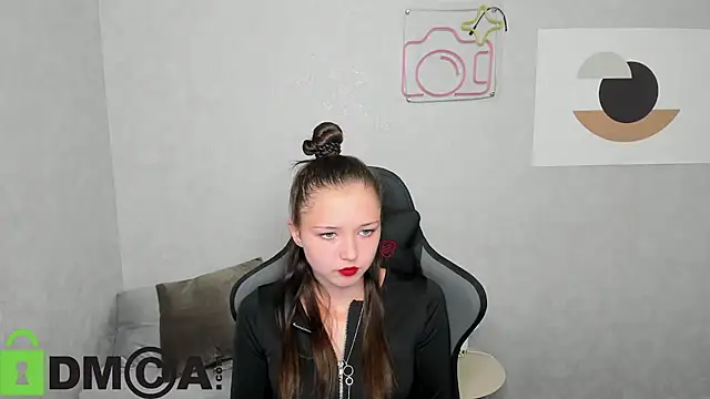 Amanda Reedd online show from September 27, 2025, 8:08 am