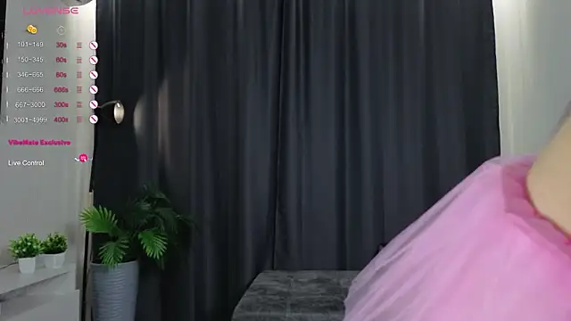 Jupiter Boobs online show from February 13, 2026, 4:25 pm