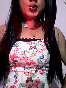 Snapshot of Cutie-Whiskey1 chatting on December 3, 2025, 6:28 pm Cutie-Whiskey1 online show from December 3, 2025, 6:28 pm