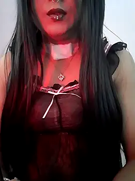 Snapshot of Cutie-Whiskey1 chatting on December 4, 2025, 8:45 am Cutie-Whiskey1 online show from December 4, 2025, 8:45 am