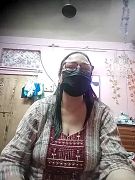 thehotlady online show from September 25, 2025, 5:16 pm