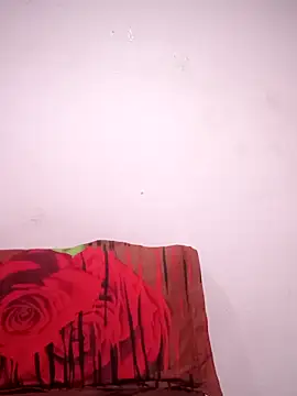 thehotlady online show from November 28, 2025, 9:23 am