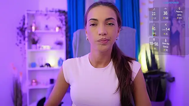 Alexis Love  online show from November 15, 2025, 2:24 pm