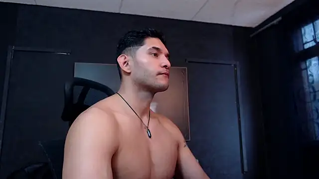 Snapshot of RichardMilleer chatting on March 18, 2026, 2:20 pm RichardMilleer online show from March 18, 2026, 2:20 pm
