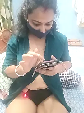 Deliciouskimi online show from November 19, 2025, 5:07 am