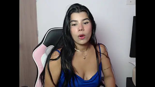 MayaScott11 online show from September 13, 2025, 1:00 pm