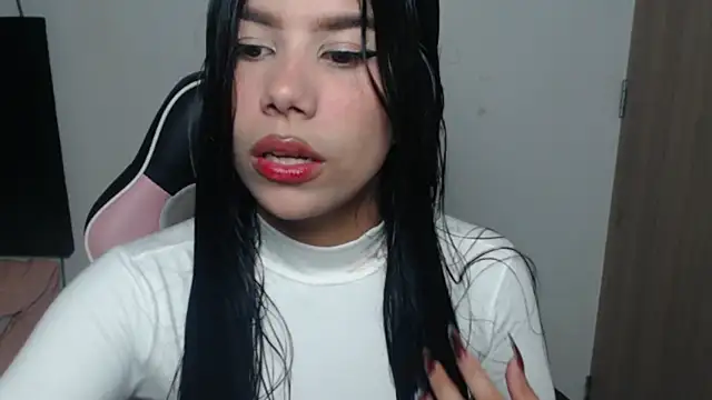 Snapshot of MayaScott11 chatting on May 11, 2026, 9:15 am MayaScott11 online show from May 11, 2026, 9:15 am