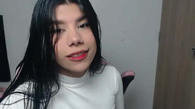 Snapshot of MayaScott11 chatting on May 16, 2026, 9:17 am MayaScott11 online show from May 16, 2026, 9:17 am