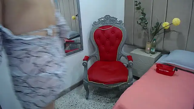 paultte online show from October 28, 2025, 2:42 pm