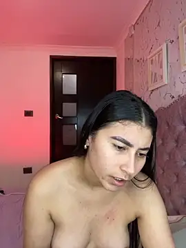 Snapshot of Isabella_Montoya chatting on October 19, 2025, 4:07 pm Isabella Montoya online show from October 19, 2025, 4:07 pm
