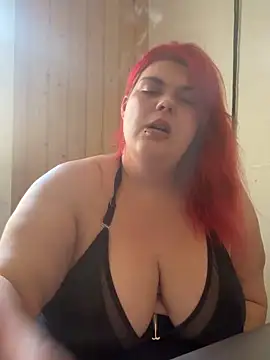 rosebratcat   online show from May 29, 2026, 3:10 pm