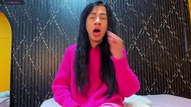 Miss Ariaa online show from October 12, 2025, 12:48 pm