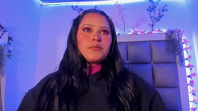 abbiecollins js online show from March 19, 2026, 4:05 am