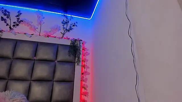 abbiecollins js online show from March 26, 2026, 4:18 am