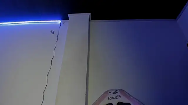 abbiecollins js online show from April 3, 2026, 4:32 am