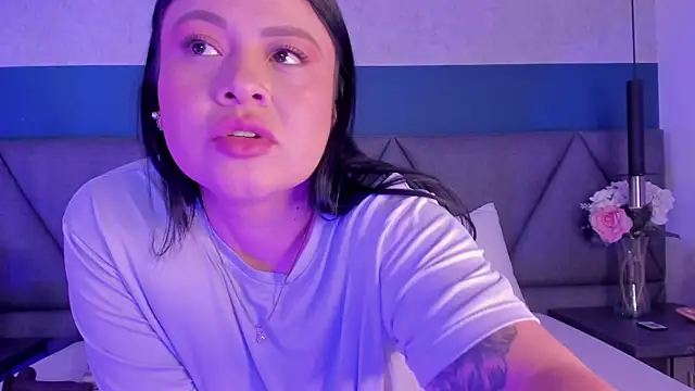 Snapshot of Amber_Santana chatting on July 2, 2026, 2:11 am Amber Santana online show from July 2, 2026, 2:11 am