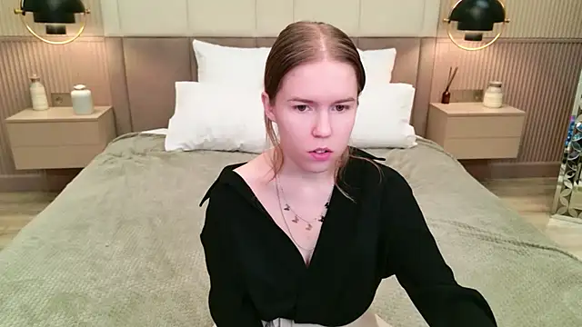 Alida Brice online show from November 18, 2025, 5:45 am