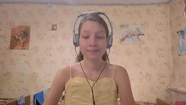 QutieDaSweet online show from October 2, 2025, 7:15 am