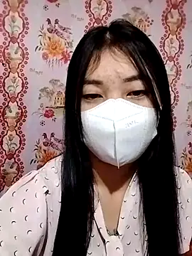 Damhan12 online show from November 18, 2025, 1:33 am