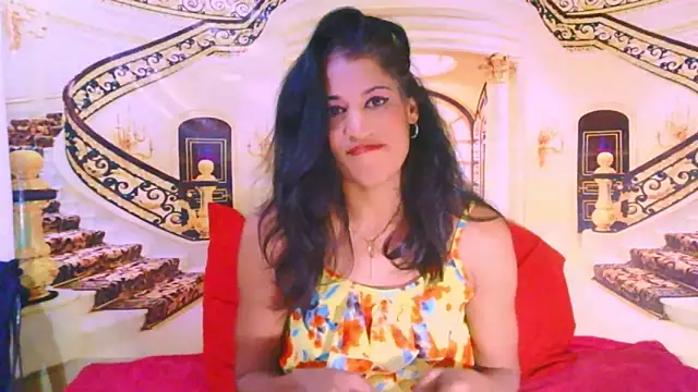 IndianSexcSmyle online show from April 8, 2026, 4:29 pm