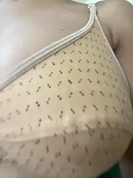 Snapshot of vidhi_00 chatting on October 30, 2025, 7:10 am vidhi 00 online show from October 30, 2025, 7:10 am