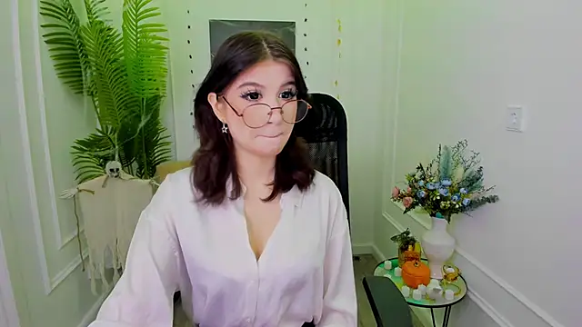 MeLLSawertyq online show from October 26, 2025, 7:42 pm