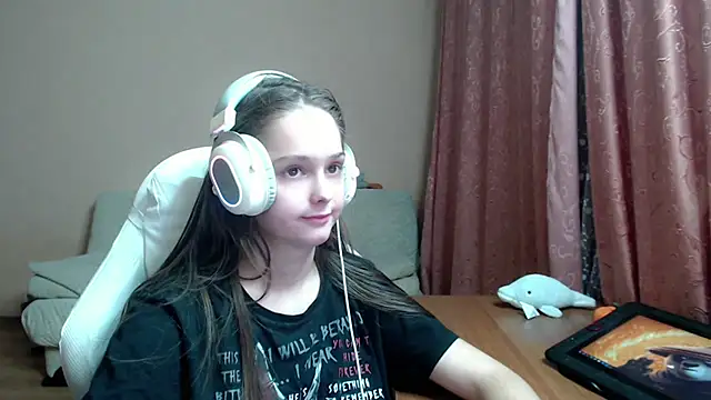 SharybbFace online show from October 14, 2025, 3:13 pm