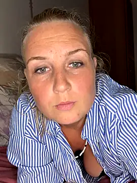 The Real Blondie online show from September 14, 2025, 12:37 pm