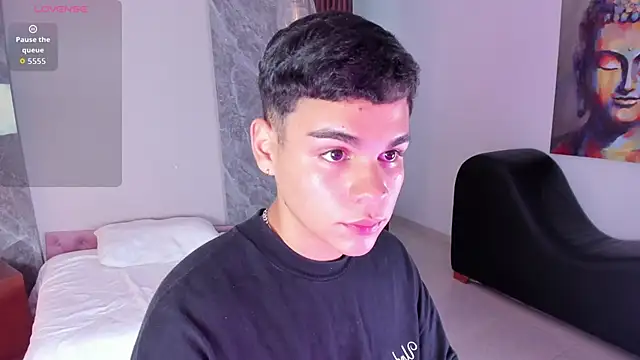 james jonnes online show from September 21, 2025, 7:59 pm