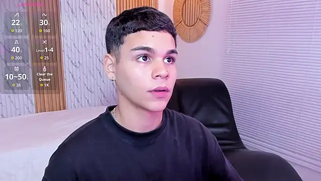 james jonnes online show from October 11, 2025, 7:56 pm