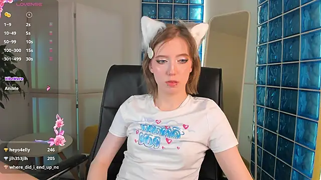 MorgyAsuna  online show from November 15, 2025, 6:37 pm