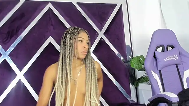 angelkyraasm online show from February 17, 2026, 1:07 pm