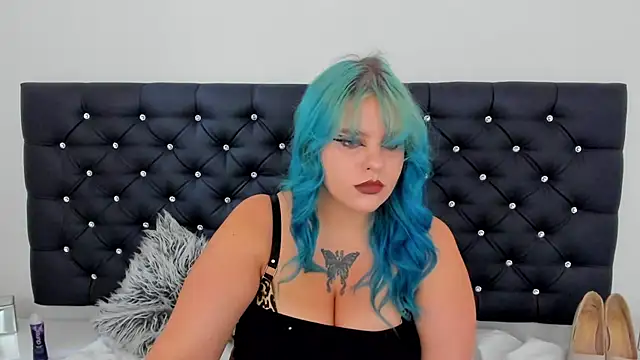 LunaWetPussy online show from July 2, 2026, 1:28 pm