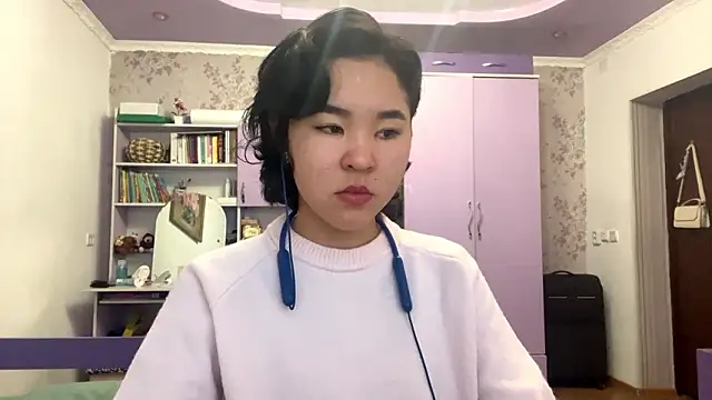 JennyCarpenter online show from February 9, 2026, 4:38 am