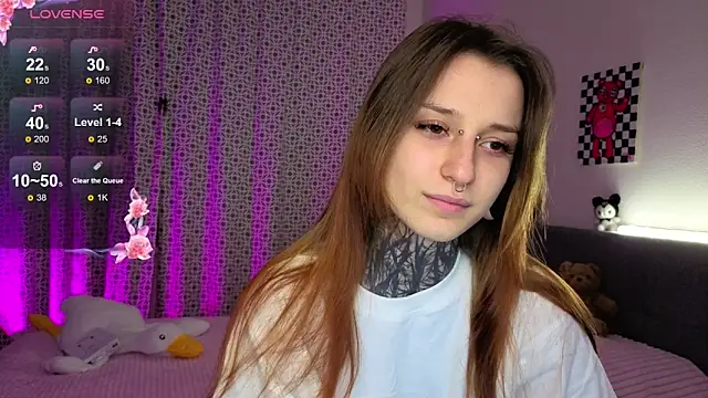 LilithPoison online show from October 19, 2025, 6:08 pm