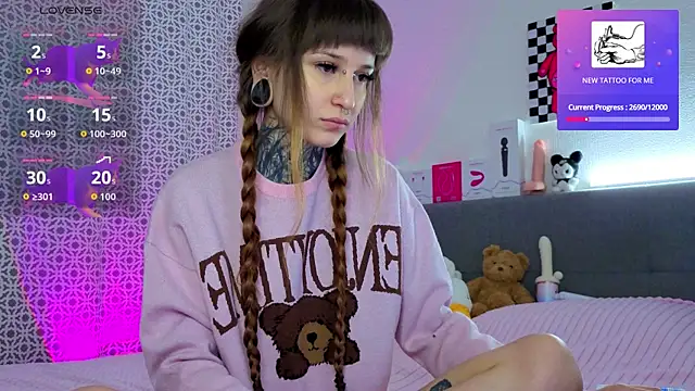 LilithPoison online show from March 8, 2026, 6:01 pm