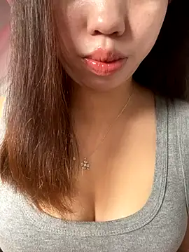 Rose-babyx online show from December 15, 2025, 2:49 am