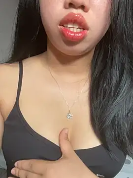 Rose-babyx online show from June 4, 2026, 2:28 am