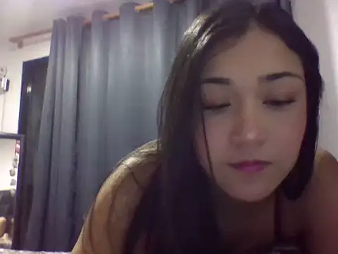 Sasha Blaze  online show from November 25, 2025, 4:45 am