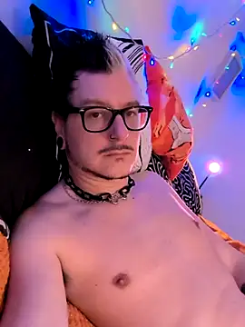 cruiserpup online show from October 19, 2025, 1:12 pm