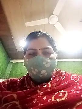 Love-890 online show from October 5, 2025, 5:33 pm