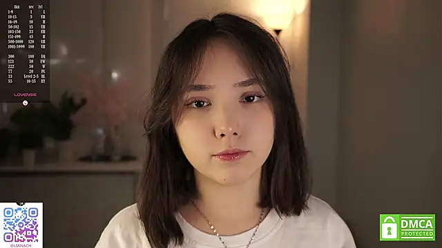 RenaeConnerley online show from November 12, 2025, 4:35 am