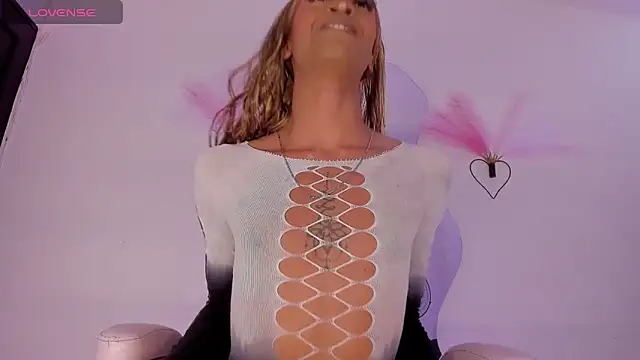 Mia royal online show from February 23, 2026, 4:59 pm