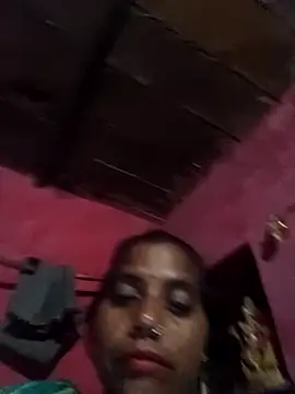 Snapshot of Hot_kadi83 chatting on September 28, 2025, 7:41 pm Hot kadi83 online show from September 28, 2025, 7:41 pm