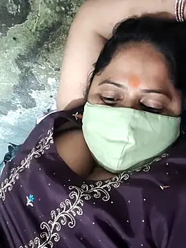 Mmm143 online show from April 14, 2026, 8:20 am