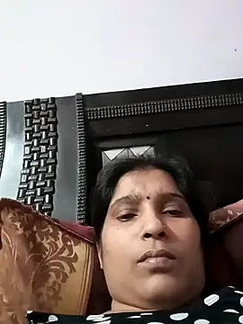 aliya-jaan71 online show from May 10, 2026, 10:20 am