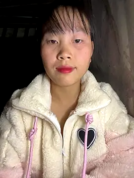 huong-18 online show from December 14, 2025, 10:14 pm