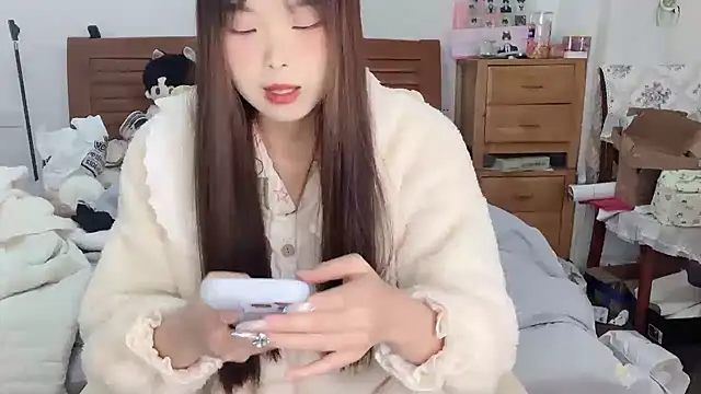 Akong11 online show from November 22, 2025, 3:38 am